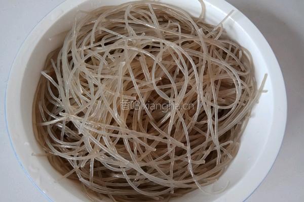 蚂蚁上树的做法图解1
