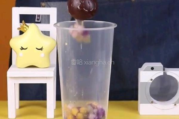 奶盖茶｜芋圆芝士芒芒的做法图解7