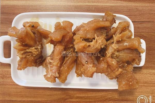 卤牛蹄筋的做法图解5