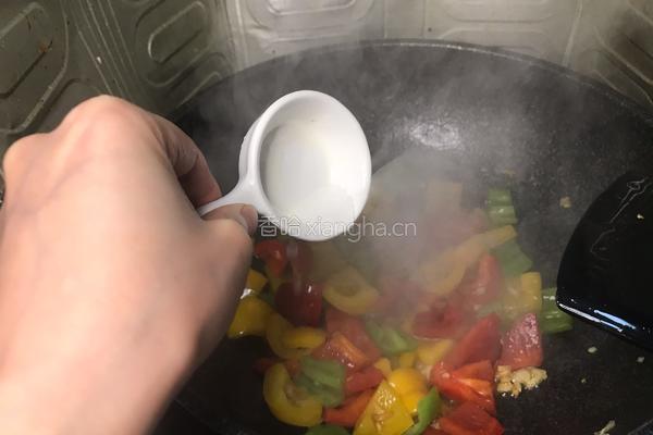 清炒彩椒的做法图解10