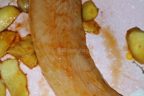 奥尔良烤鱼的做法图解1