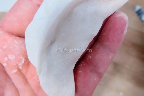 猪肉酸菜馅饺子的做法图解11