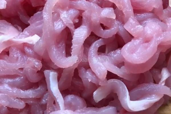 京酱肉丝的做法图解1