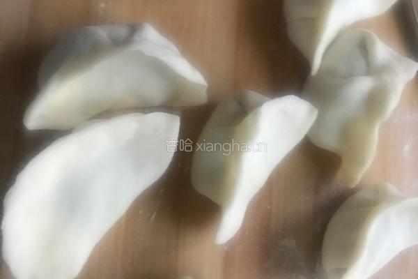 酸汤水饺的做法图解1