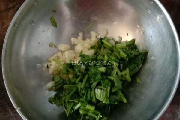 黄瓜拌猪肉皮的做法图解3