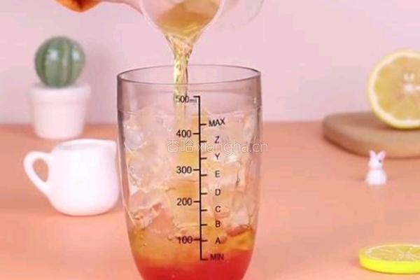 蜜桃柠檬绿茶的做法图解2