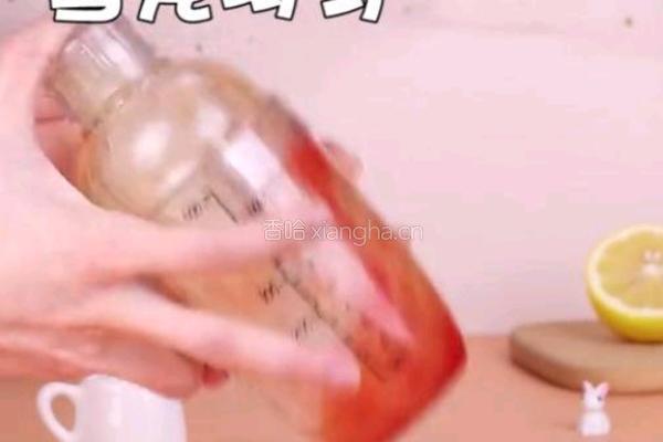 蜜桃柠檬绿茶的做法图解5