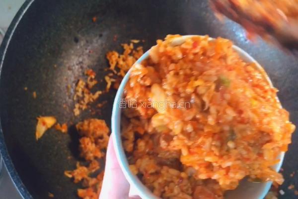 自制辣白菜炒饭的做法图解9
