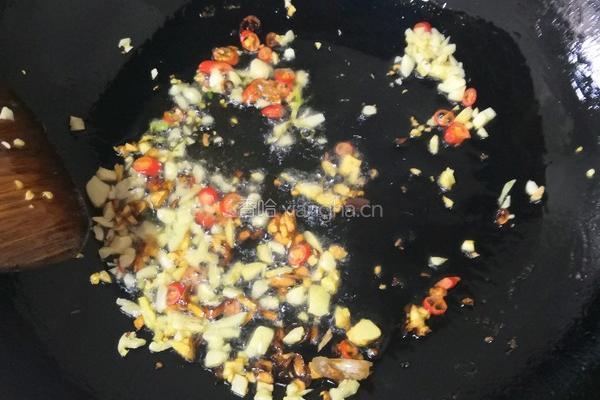 红烧油豆腐的做法图解3