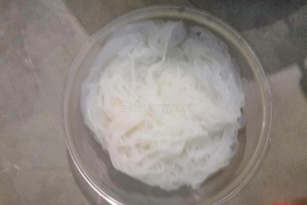 蒜蓉粉丝虾的做法图解1
