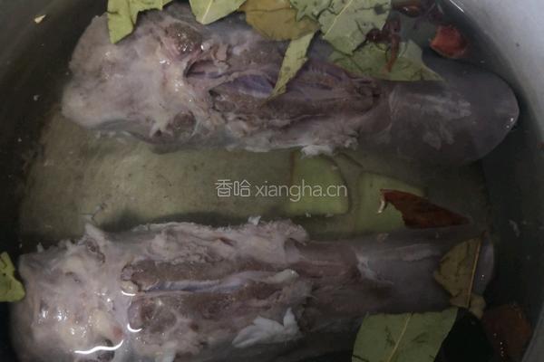 卤猪舌的做法图解1
