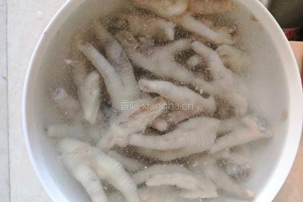 土豆胡萝卜焖鸡爪的做法图解6
