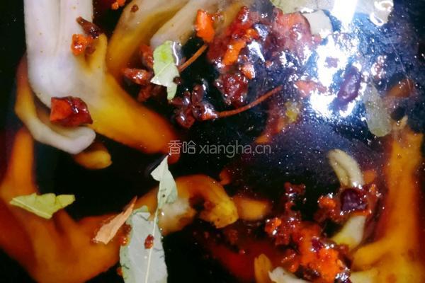 黑胡椒鸭爪的做法图解3