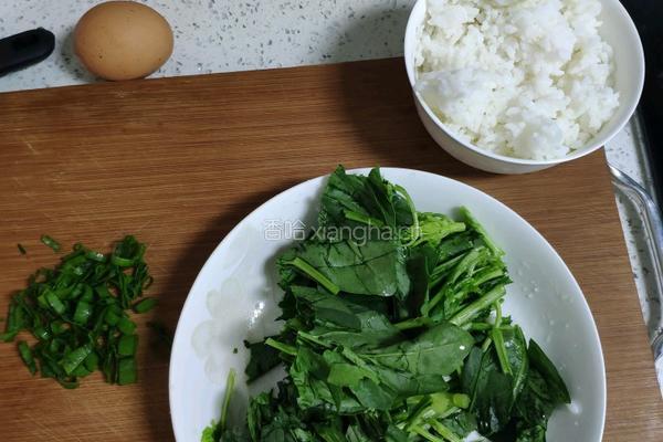 木须菠菜炒饭的做法图解1