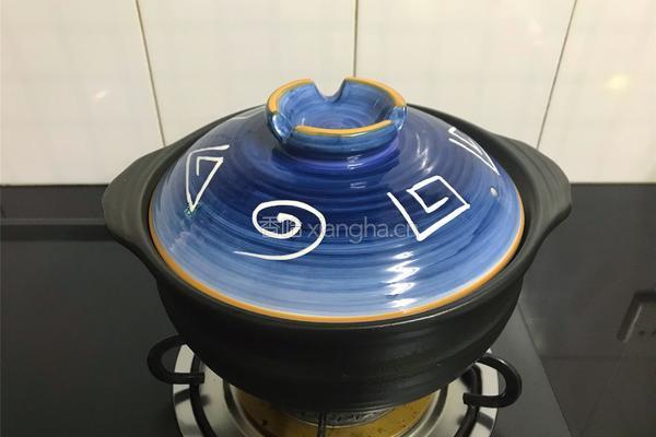 酸爽开胃的番茄肥牛煲的做法图解7