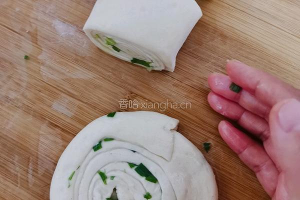 手撕葱花烙饼的做法图解4