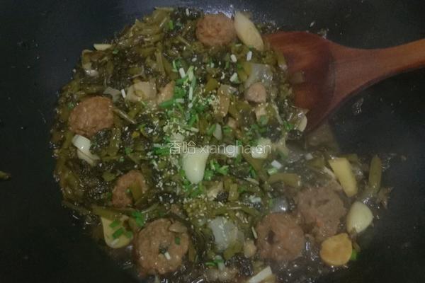 咸菜台焖肉圆的做法图解4
