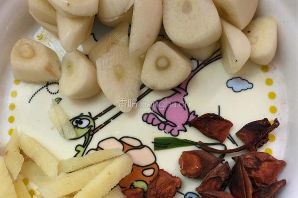 土豆五花肉炖白芸豆的做法图解2
