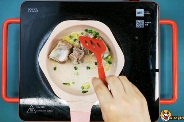 排骨鲜蔬盖饭的做法图解6