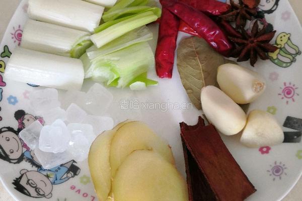 红烧肉焖土豆的做法图解3