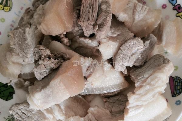 红烧肉焖土豆的做法图解5
