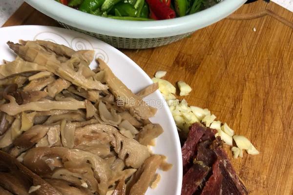 干笋炒腊肉的做法图解4