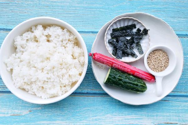 恐龙蛋海苔饭的做法图解1