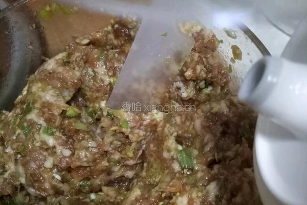 芸豆肉馅包子的做法图解2