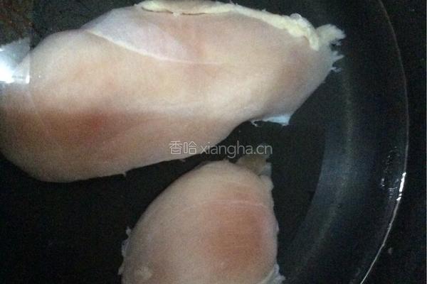 减脂凉拌鸡胸肉丝的做法图解1