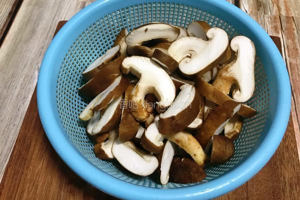 蚝油香菇片的做法图解2