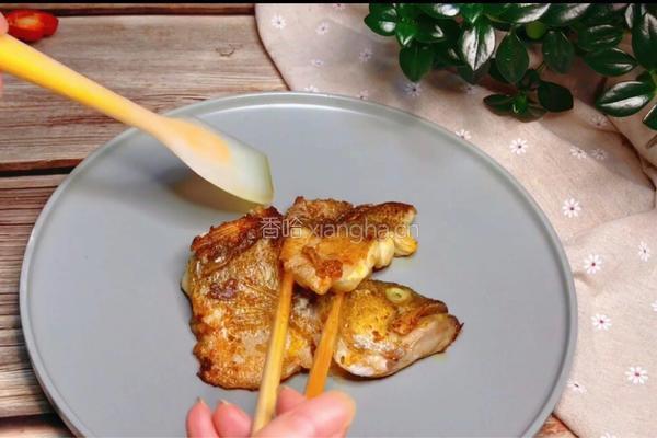 黄油煎鲈鱼的做法图解12