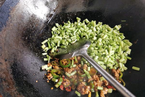 空心菜梗炒肉末的做法图解6