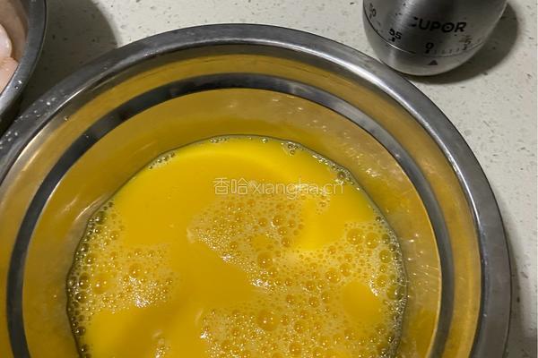 菜椒虾仁炒鸡蛋的做法图解3