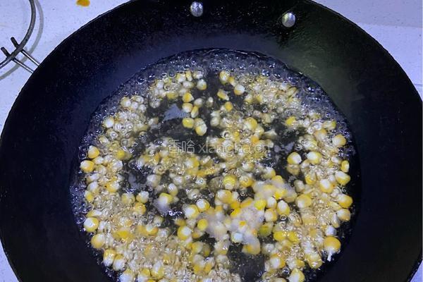 金玉鸿福（玉米甜豆炒火腿丁）的做法图解5