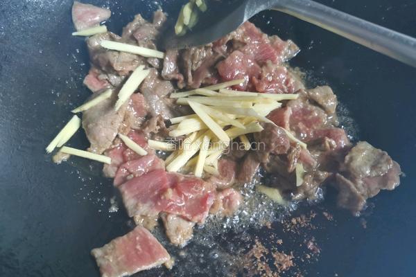 芦笋炒牛肉的做法图解5