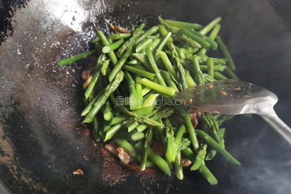 芦笋炒牛肉的做法图解6