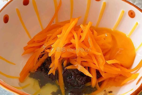胡萝卜紫菜鸡蛋香酥饼的做法图解4
