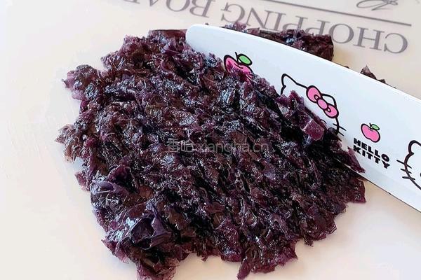 胡萝卜紫菜鸡蛋香酥饼的做法图解3