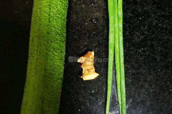 碧潭丝瓜的做法图解1
