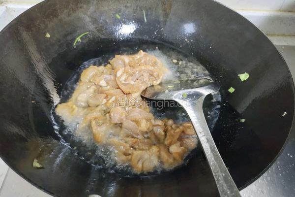 胡萝卜仔姜炒肉的做法图解4