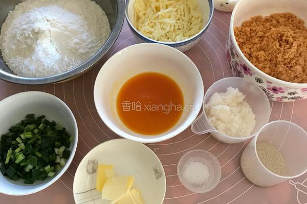 马里苏拉芝士肉松面包的做法图解1
