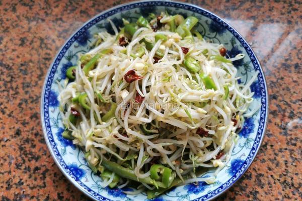 凉拌绿豆芽的做法图解7