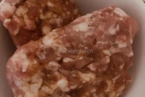 蒜香肉沫茄子的做法图解2