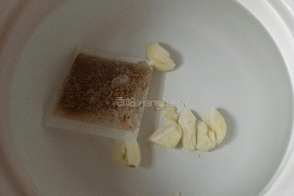 新加坡肉骨茶的做法图解3