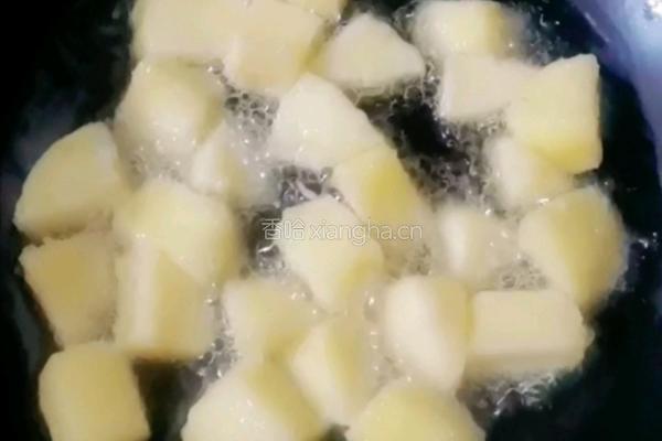拔丝地瓜苹果的做法图解4