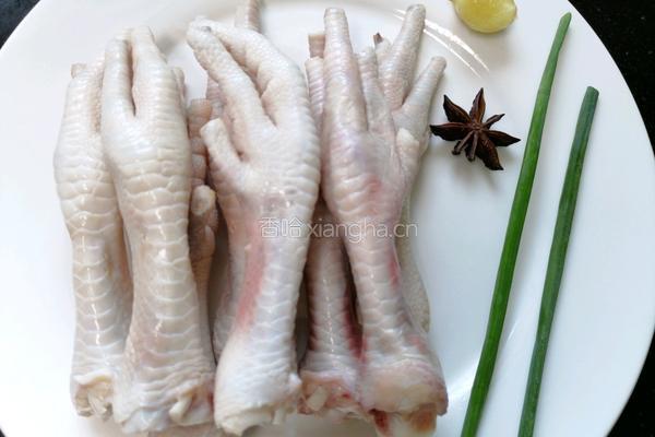 虎皮鸡爪的做法图解1