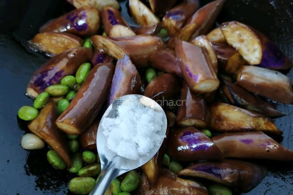 毛豆烧茄子的做法图解8