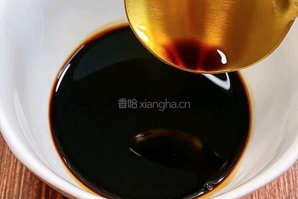 香香葱油荷包蛋焖面的做法图解2