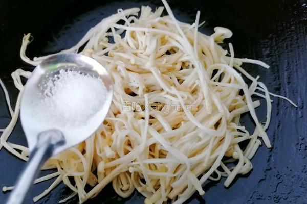 金针菇炒蛋的做法图解6
