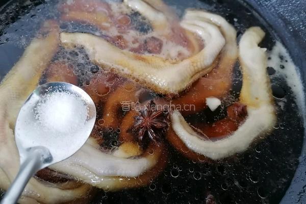 卤鸭爪的做法图解7